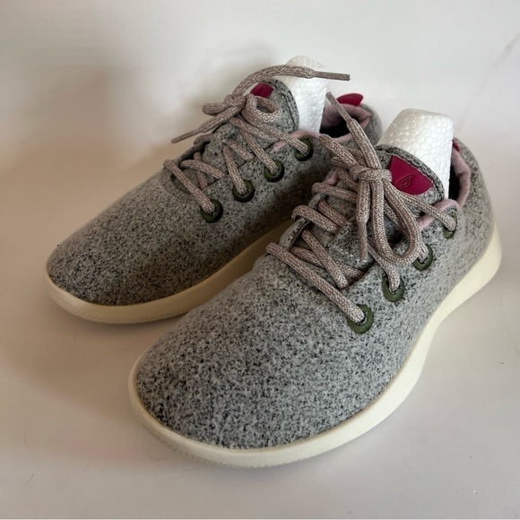 Allbirds Merino Wool Runners Lace-Up Shoes WR /W7 Women's Gray Grey - Picture 2 of 7